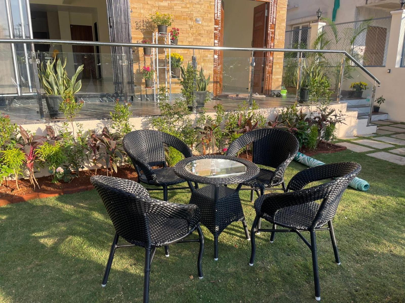 Lavish Villa - 3 Bhk Pool With Lawn Lonavla Zewnętrze zdjęcie